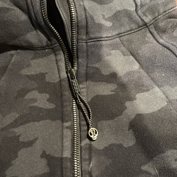 Lululemon Scuba Hoodie - Picture 2 of 4